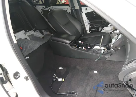 2019 Infiniti Q50 3.0T Luxe z USA, uszkodzony, nr VIN JN1EV7AR1KM592536